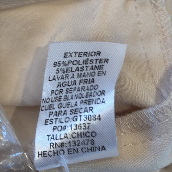 NWT Glam Women’s Silk Satin Button-Up Shirt Size Small - Picture 8 of 8